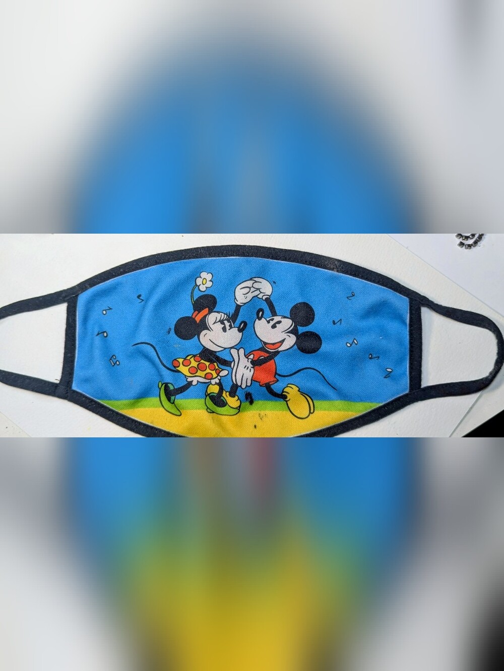 Wendy Gell Disney Mickey and Minnie mask.
